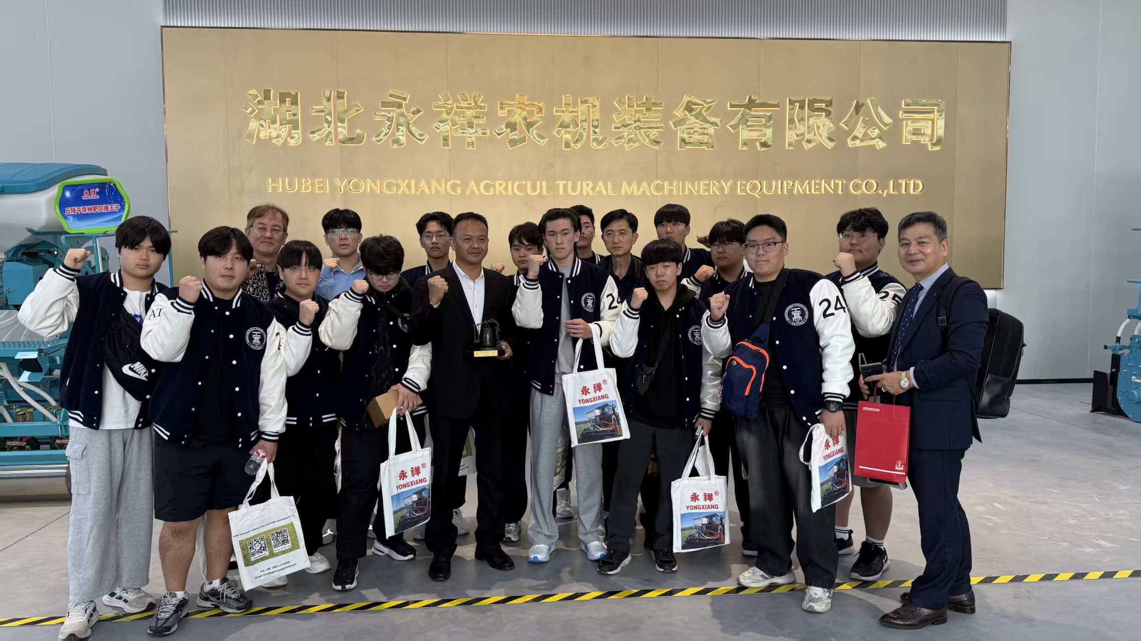 3a8d9155e01609da1ecfbce5a621221e 3a8d9155e01609da1ecfbce5a621221e