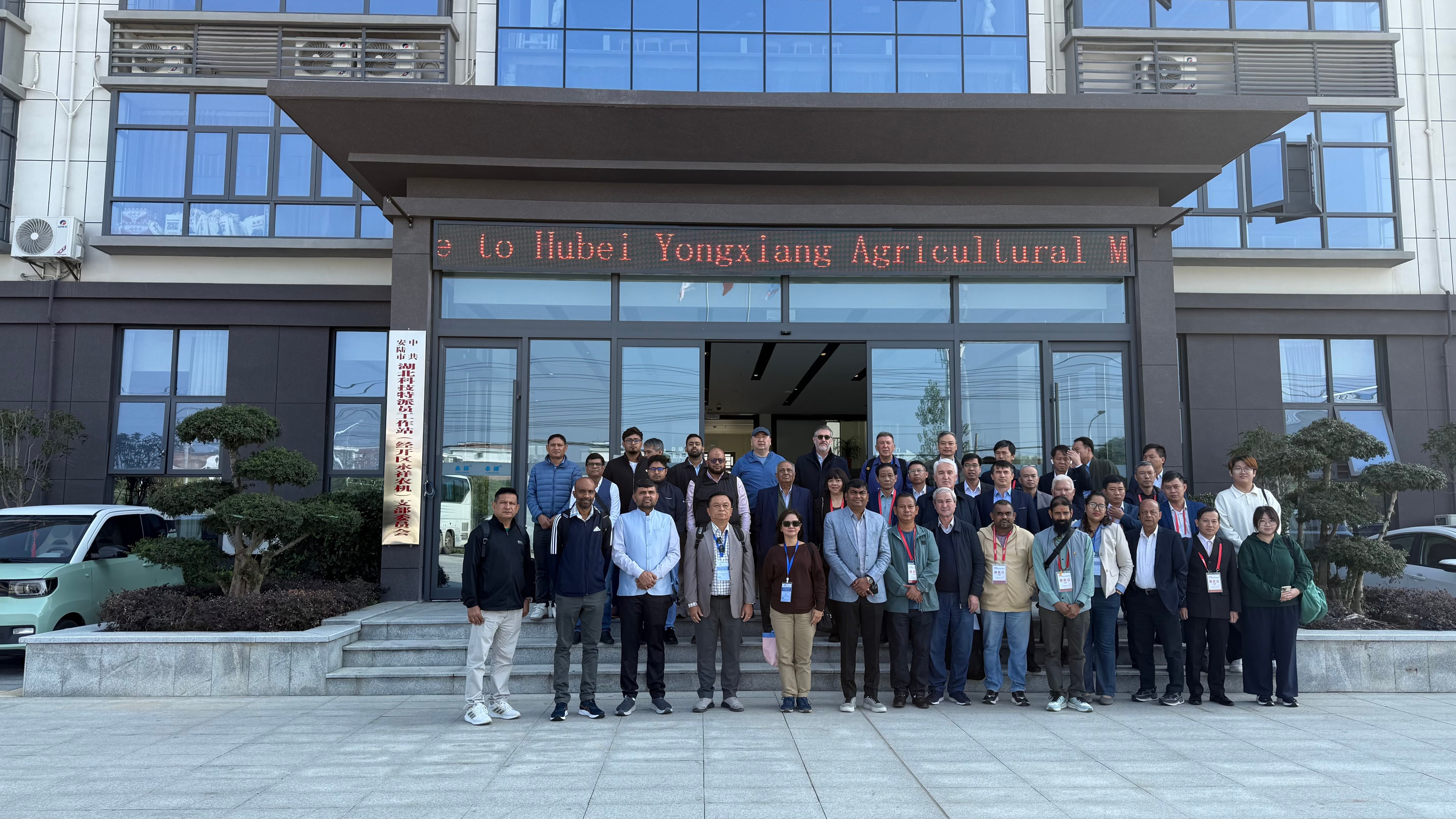 mmexport1761632831403 (1) 